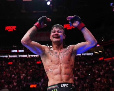 Diego Lopes Resultados de Noche UFC: Diego Lopes noquea a Jean Silva en intensa pelea estelar
