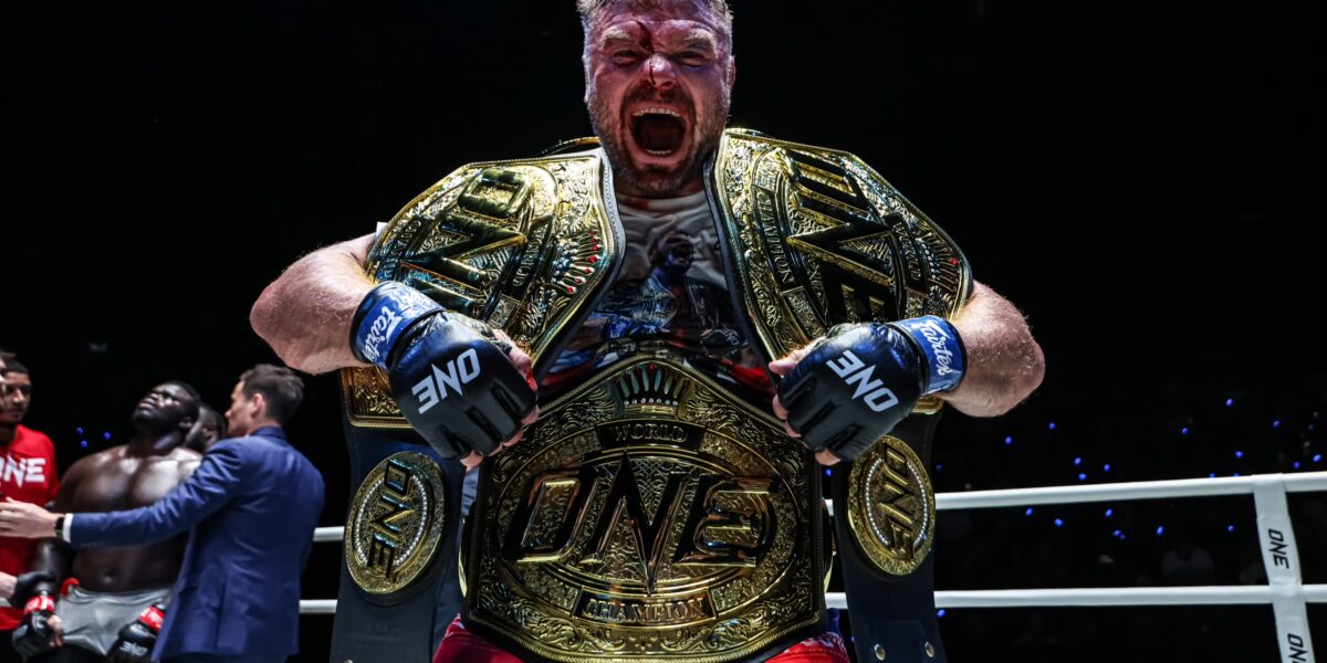 Anatoly Malykhin ONE Friday Fights 154: Anatoly Malykhin finaliza a Oumar Kane y se retira de las MMA como campeón de tres divisiones