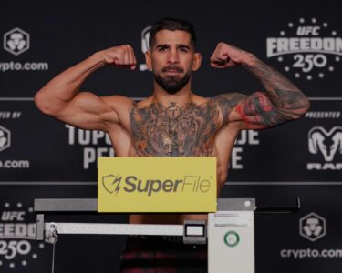 Ilia Topuria Resultados de los pesajes del UFC Freedom 250: Ilia Topuria hace peso para primera defensa en 155 libras